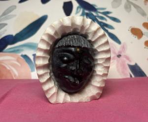 inuit carved stone face head native son eskimo art Signed 04/99 Figurine Figure