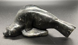 Signed Vintage Inuit Soapstone Seal Carving 4.5”
