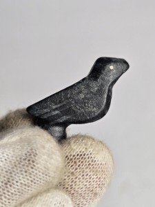 Black Stone Inuit Carved Bird 20th Century Rare!