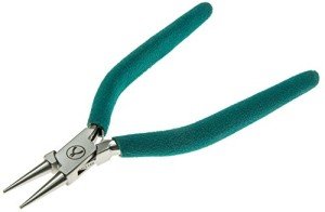 Classic Round Nose Pliers by EURO TOOL