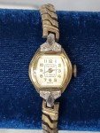 Welsbro Vintage Women's Watch with 4 Diamonds
