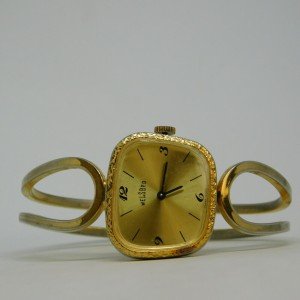 Vintage Welsbro Gold Tone Women's Monopusher Watch
