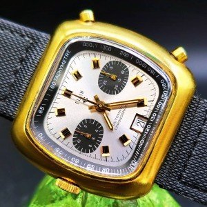 Vintage ELGIN 1970s Heuer Monopusher Chronograph Watch