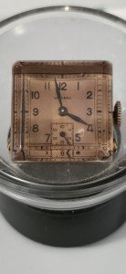 Welsbro Swiss Gold Lucite Cube Monopusher Watch