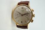 Universal Geneve 18k Gold Chronograph Monopusher Watch