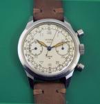 Vintage 1943 Universal Geneve Compure 30 Chronograph