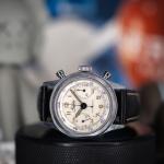 Minerva 1940s Vintage Chronograph Monopusher Watch
