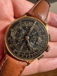 1940s Universal Geneve 18k Gold Monopusher Chronograph