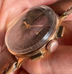 1940s Universal Geneve 18k Gold Monopusher Chronograph