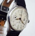 Men's Vintage 1945 Universal Geneve Chronograph Watch