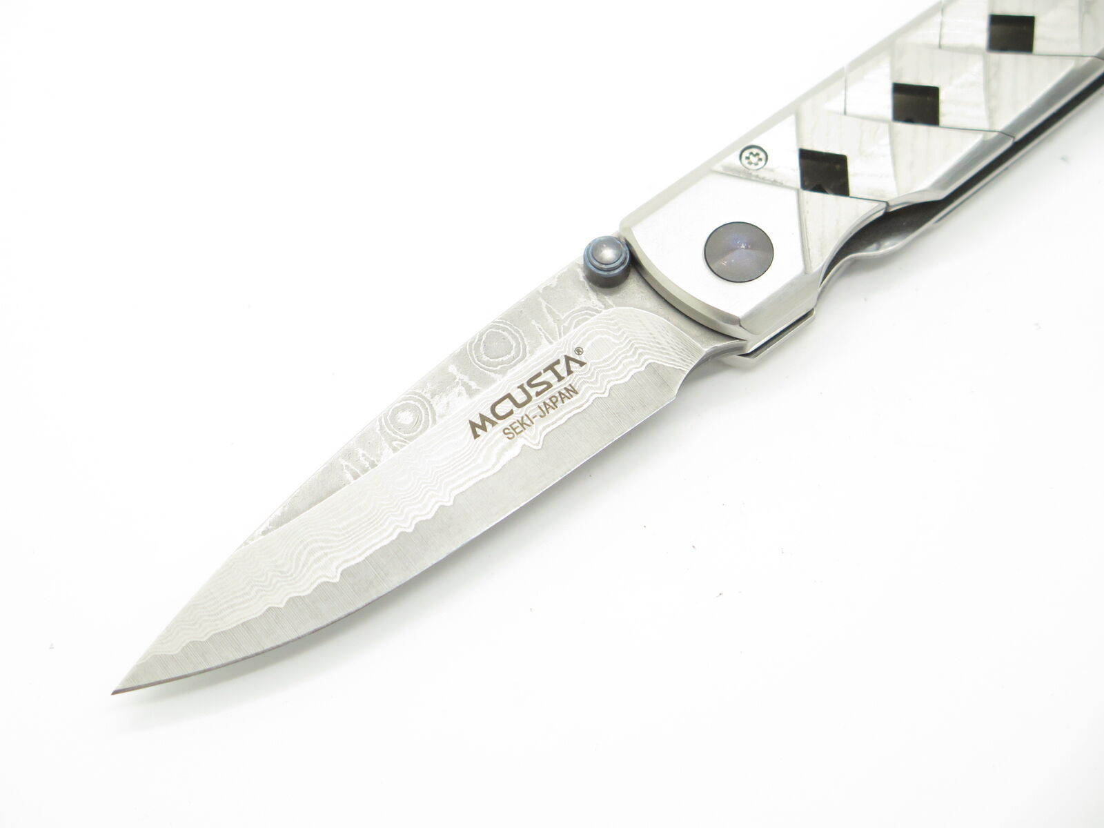 Yoroi MC-37D VG-10 Damascus Folding Knife