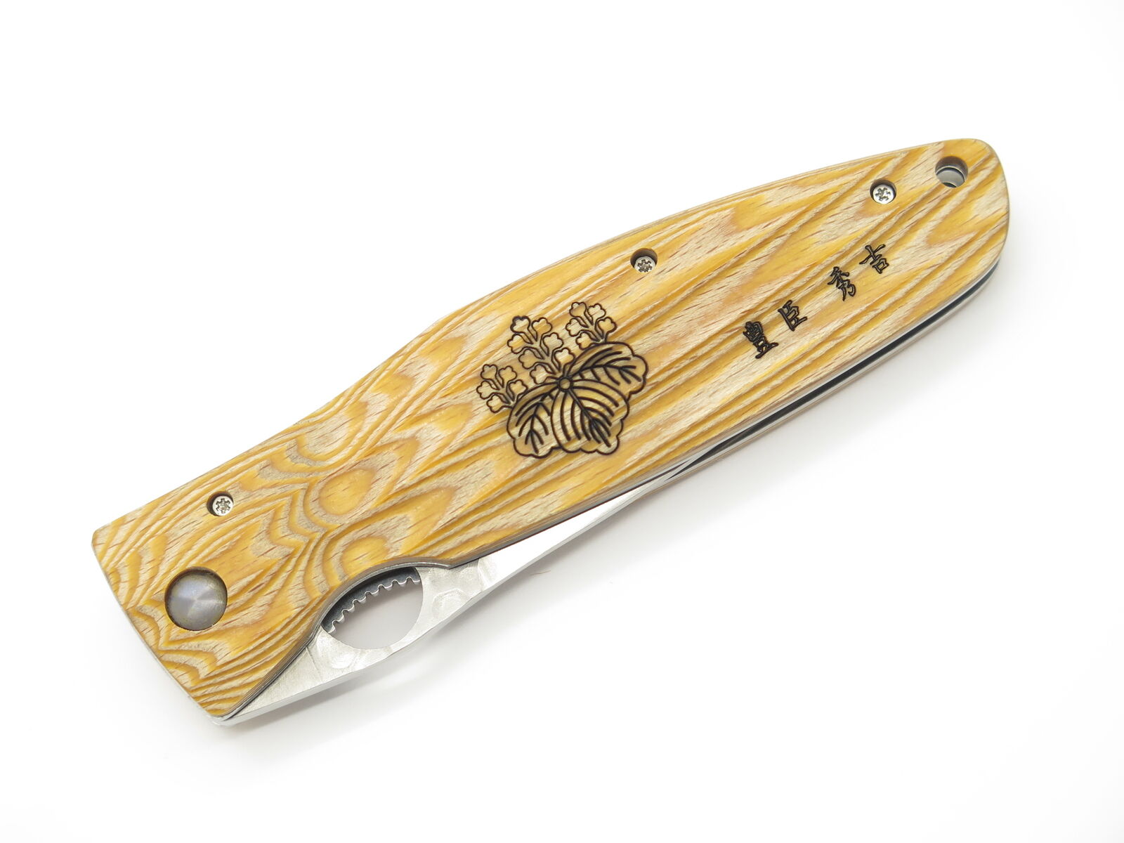 Mcusta MC-182G Nobunaga Yellow Folding Knife