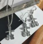Inukshuk Pathfinder Pendant Necklace and Earrings Set