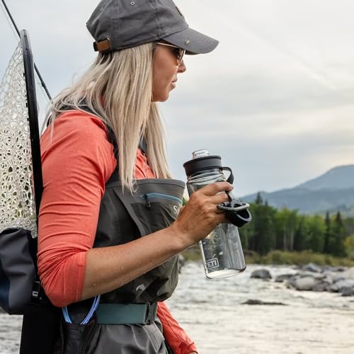 YETI Yonder 750 ml/25 oz Water Bottle, Charcoal