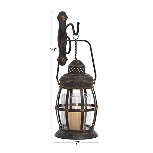 Metal Pillar Wall Sconce in Lantern Style