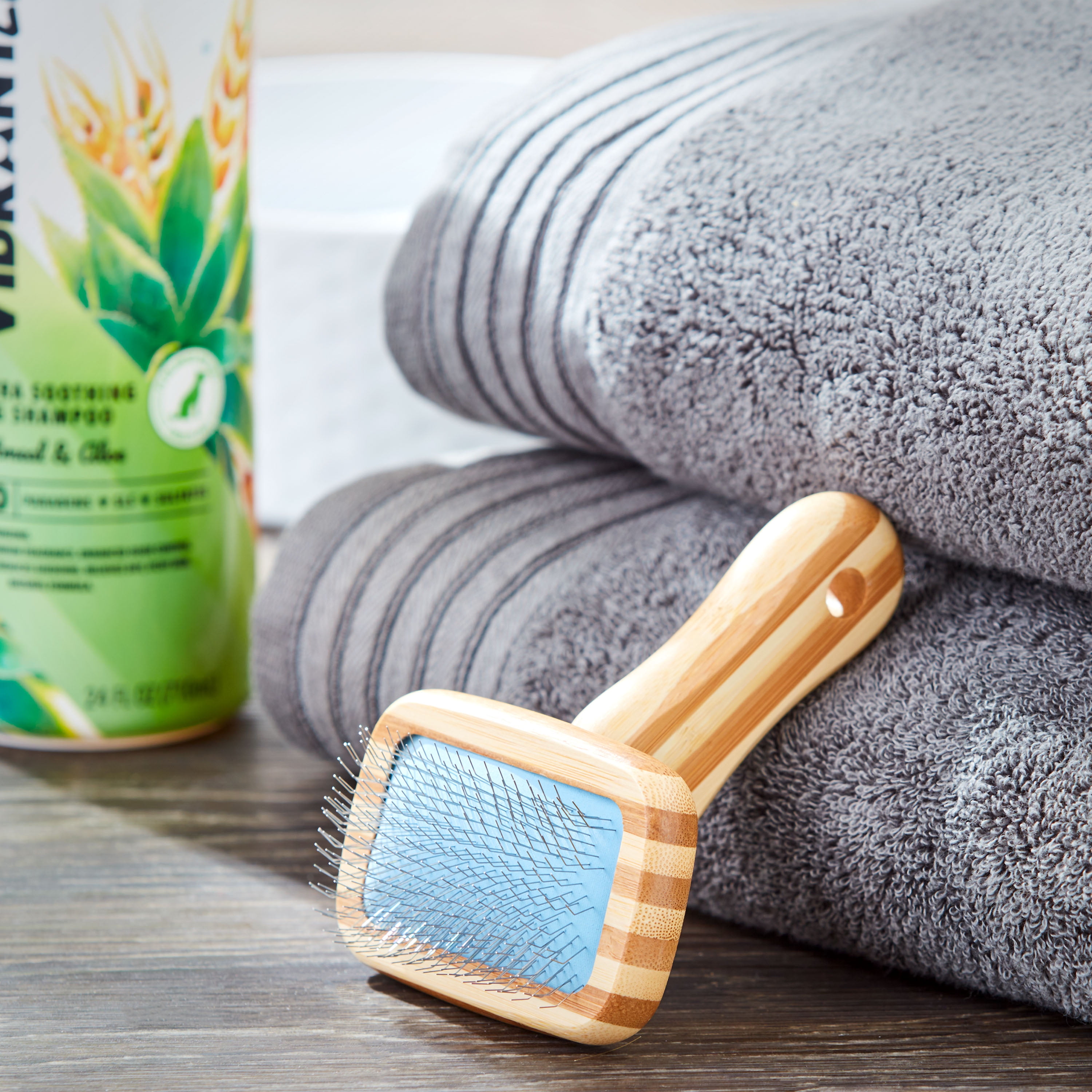 Vibrant Life Bamboo Cat Slicker Grooming Brush