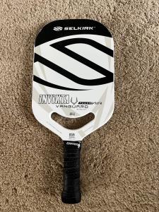 Selkirk Vanguard Power Air Invikta Pickleball Paddle Midweight -Very Good Cond