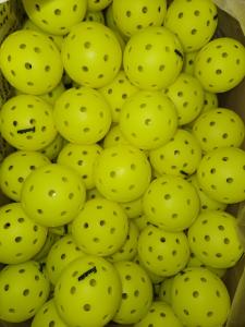 Franklin X-40 Outdoor Pickleball Balls, Set of 6