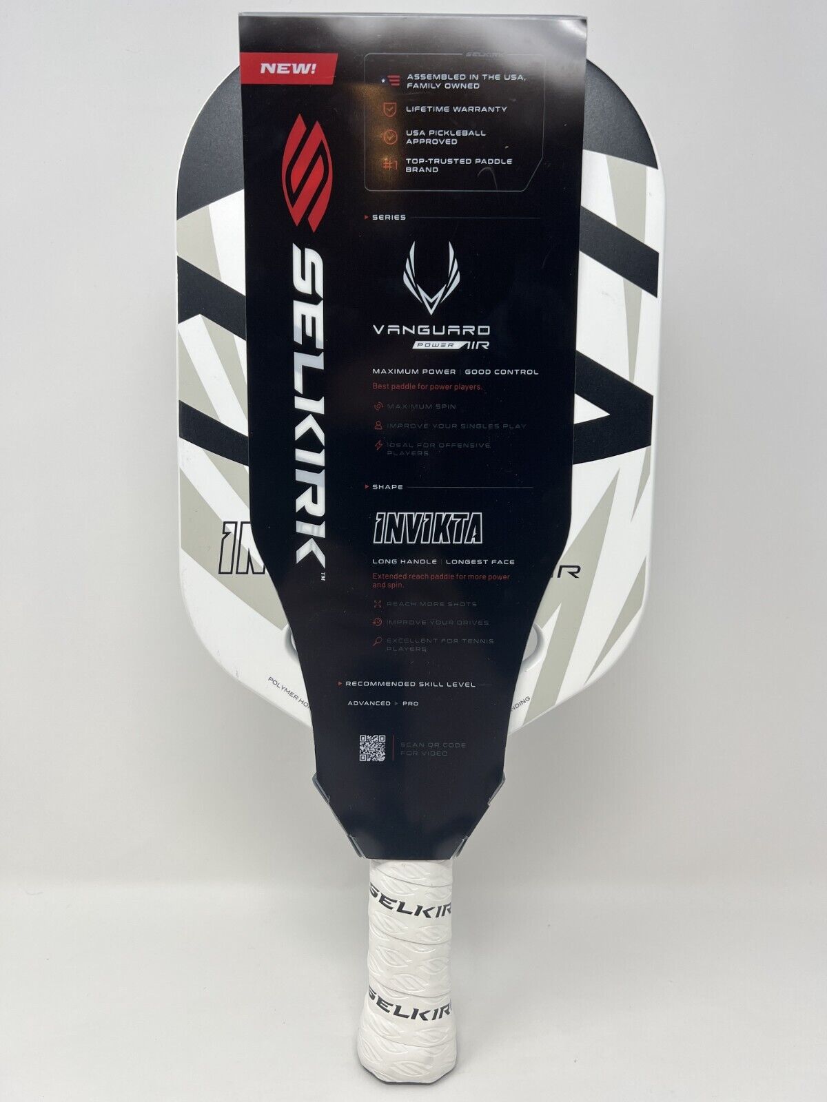 Selkirk Midweight Black/White Air Invikta Pickleball Paddle