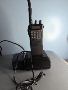 Alinco DJ-580T Handheld Transceiver Working with Battery Pack & Charger - Tested