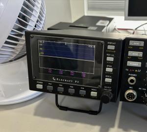Elecraft P3 Panadapter   -  Works great  with   cables # 3364