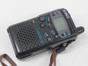Alinco DJ-S41 UHF FM Ham Radio Compact Handheld Transceiver (does not power up)