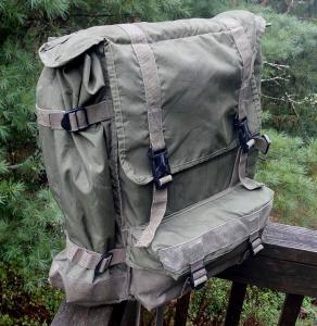 US Military Harris Falcon II Ranger Radio Pack PRC 150 - OD - VGC - Manpack