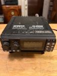ALINCO ALD-24T Dual BandVHF/UHF Ham Transceiver w/Box&mounting bracket Powers On