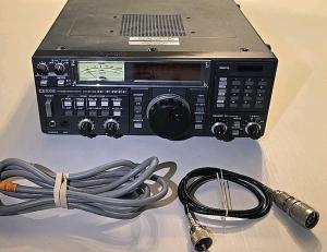 Excellent! ICOM IC-R7000 HF, VHF, UHF Wide Band Communication Receiver Tested!