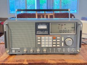 GRUNDIG SATELLIT 800 MILLENNIUM SHORTWAVE DX AM/FM VHF AIRCRAFT / SW RADIO