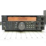 Kenwood HF Transceiver Radio TS-570D w/ Mic & Power Cables
