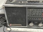 Vintage SEARS WAYFARER 8227 6 Channel Shortwave AM FM Radio WORKS SEE VIDEO