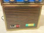 Vtg Portable SoundWave AM/FM Sports Radio Battery Operated World Atlas Front