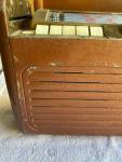 Vintage 1946 General Electric GE Radio 260 Portable Tube AM Short Wave Untested
