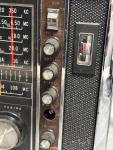 Vintage SEARS WAYFARER 8227 6 Channel Shortwave AM FM Radio WORKS SEE VIDEO