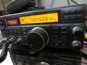 Yaesu FT-840 HF Ham Transceiver