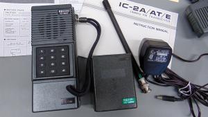 Icom IC-2AT 2Meter HT TESTED Working & Spkr Mic + IC-DC1 & CP-1 12V Adapter CLA