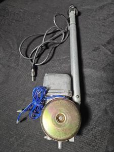 Hy-Gain Motor Drive CB Radio Antenna Model 324 Retractable Car Auto Automotive