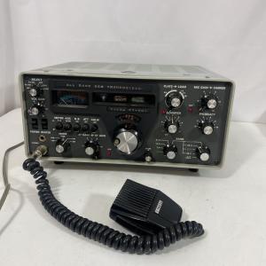 YAESU FT-201 ALL BAND SSB Transceivers 3.5MHz - 28MHz Ham Radio  Works  Read