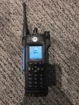 Motorola APX6000 P25 800 MHz Two Way Radio with Charger H98UCH9PW7AN