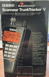 New Handheld Uniden BCD325P2 FM Police Digital Radio Scanner  W/ trunktracker V