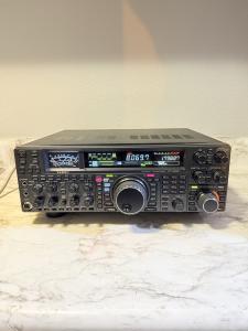 YAESU FT-2000 HF/50MHz Transceiver – Tested, Amateur Radio, Excellent