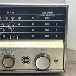 Vintage Short Wave Radio Hallicrafters S-120 Shortwave Receiver Powers On Read