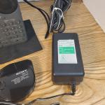 VTG Sony ICF-SW55 World Band and Short Wave Receiver Radio Powers On - Case 