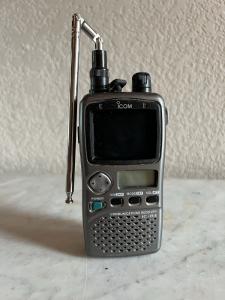ICOM IC-R3 Communications wideband Receiver with Antenna & Manual No Power Cord