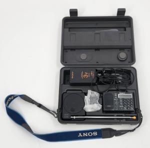 Vintage Sony Shortwave Radio Receiver Kit with Antenna, Adapter & Case *Parts*