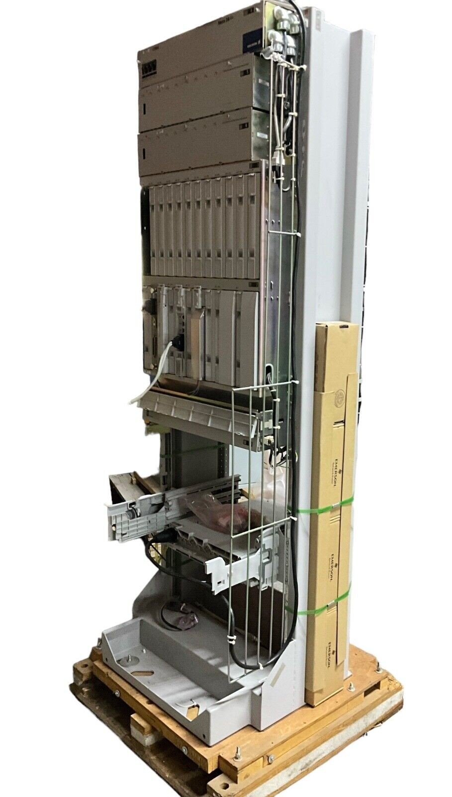 ERICSSON CDMA METRO CELL BASE TRANSCEIVER STATION