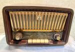 Phillips Vintage German “BD263U” Tube Short Wave Radio. Untested Sold As Is..