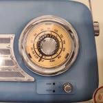 THROWBACK RETRO WIRES SPEAKER BLUETOOTH AND FM RADIO.