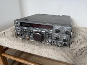 🍊Vintage 1980s Kenwood HF Ham Radio Transceiver 100W | Model TS-440S POWERS ON!